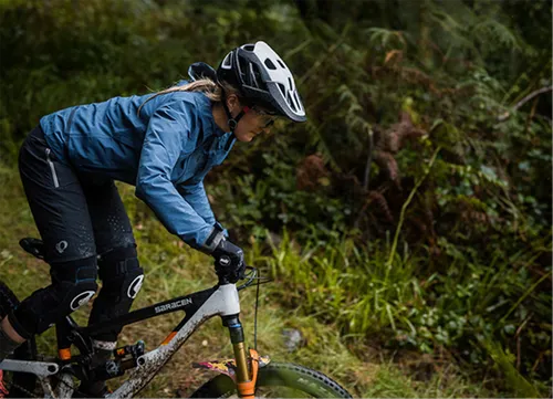 Kask rowerowy LAZER Jackal MIPS