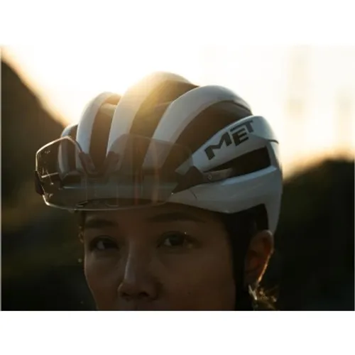 Kask rowerowy MET Trenta 3K Carbon MIPS white glossy - M