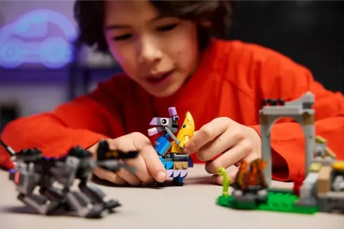 LEGO Fortnite 77075 Skórek I Iskra Oraz Obóz