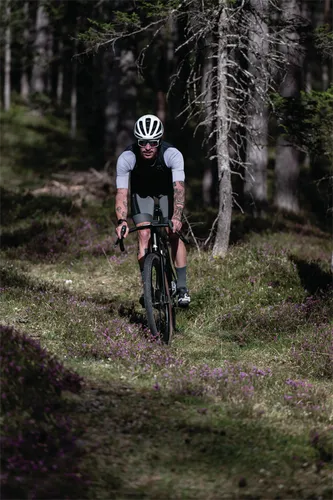 Kask rowerowy ABUS Taipan