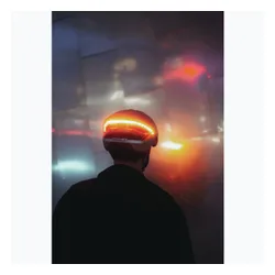 Kask rowerowy z kierunkowskazami ABUS Hyp-E volcano titan