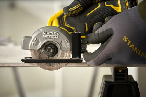 Pilarka tarczowa STANLEY Fatmax SFMCM300B-XJ akumulatorowa