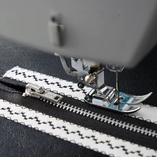 Maszyna do szycia Singer Heavy Duty 4432