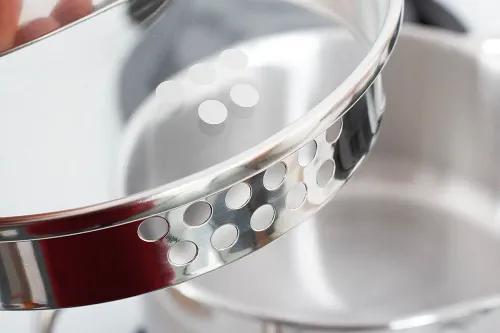 Garnek ze stali nierdzewnej z pokrywką SSW COMFORT 1 l