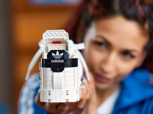 Конструктор Lego Icons 10282 But Adidas Superstar