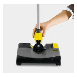 Электрическая щетка Karcher EB 30/1 Li-Ion съемный аккумулятор