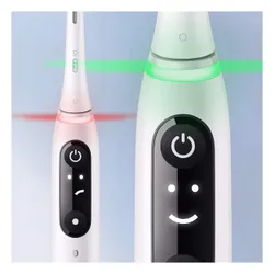 Электрическая зубная щетка Oral-B iO 7 Белый