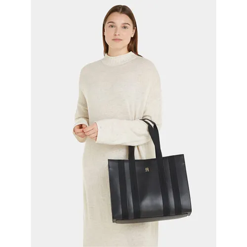 Сумка Tommy Hilfiger Th Identity Med Tote AW0AW15569 Black BDS