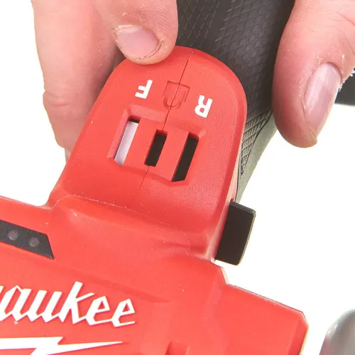 Milwaukee M12 Açılı Taşlama Makinesi FCOT-422X