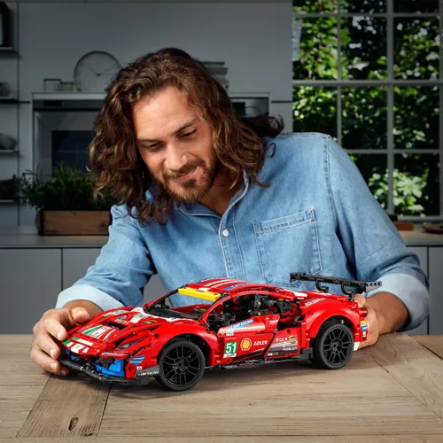 Конструктор Lego Technic Ferrari 488 GTE AF Corse #51 (42125)