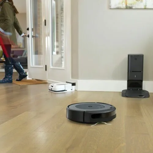 Робот-пылесос iRobot Roomba i3+