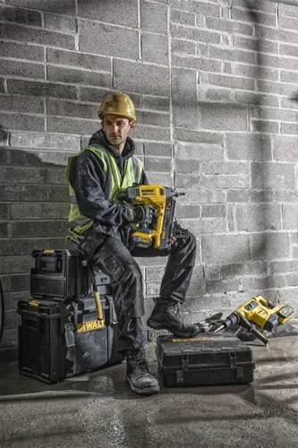 Gwoździarka do betonu DeWalt DCN890P2