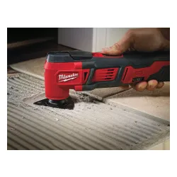 Milwaukee M18 Çok fonksiyonlu alet BMT-421C