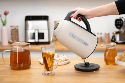 Электрический чайник Zelmer Velvet Touch, бежево-черный
