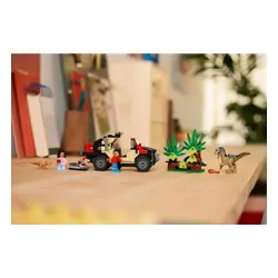 LEGO Jurassic World 76972 Ucieczka terenówką przed raptorem