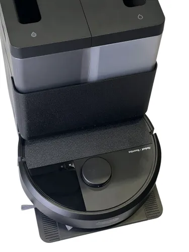 Robot sprzątający iRobot Roomba Plus 405 Combo Funkcja mopowania Stacja oczyszczająca Tworzenie mapy pomieszczenia 68dB Czarny,31,5 x 47,2 x 45 cm - outlet