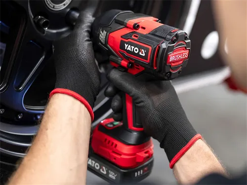 Klucz udarowy Yato YT-828071 1x4.0Ah