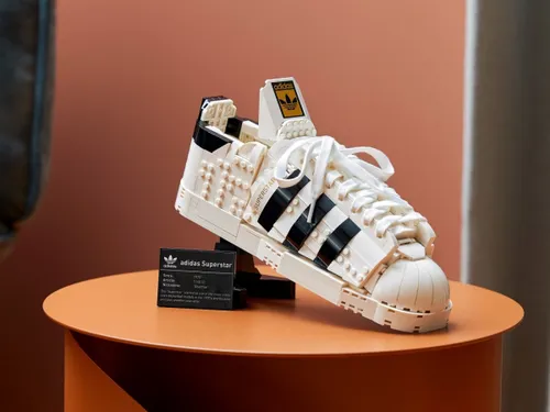 Конструктор Lego Icons 10282 But Adidas Superstar