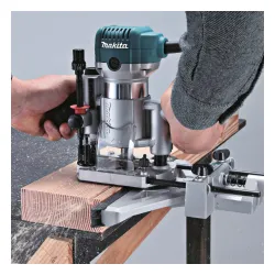 Makita 710W, 6mm RT0700CX2J Freze Makinesi