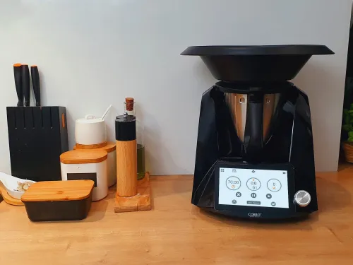 Robot wielofunkcyjny COBBO 7 TC-7B (WiFi) 1500W z wagą i funkcją gotowania