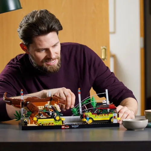 LEGO Jurassic World vahşi doğada Tyrannosaurus Rex (76956)