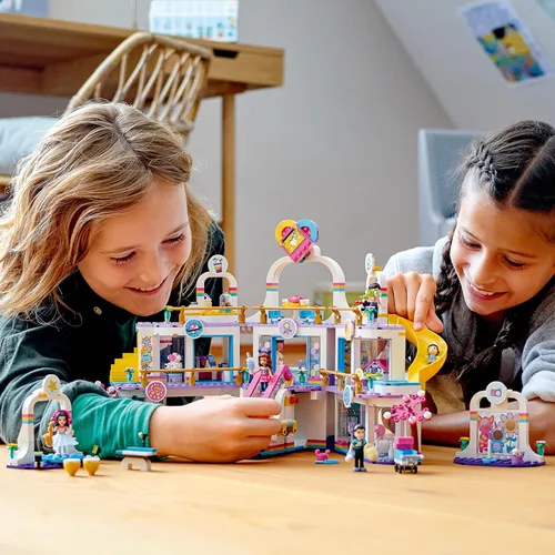 Конструктор Lego Friends торговый центр Heartlake City (41450)