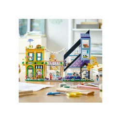 LEGO Friends 41732 şehir merkezinde iç mekan mağazası ve çiçekçi