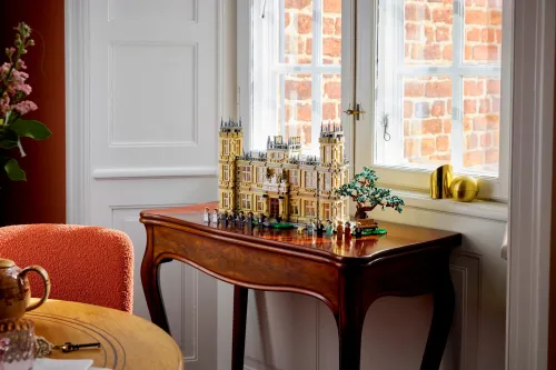 LEGO 21373 IDEAS Downton Abbey