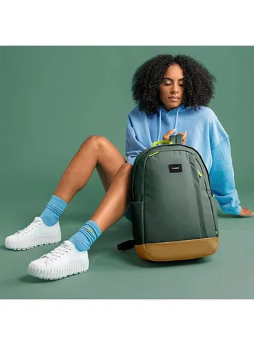 Antykradzieżowy plecak Pacsafe Go 25 l Anti-Theft - spruce green
