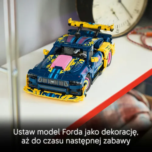 LEGO 42236 Technic: автомобиль Ford Mustang GT, набор блоков 10+