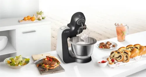 Robot kuchenny planetarny BOSCH MUM58M59 z blenderem kielichowym i funkcją krojenia w kostkę