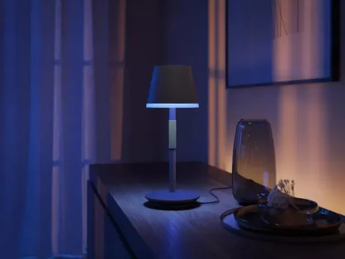 Lampa biurkowa Philips Hue Go White and Colour Ambiance Czarny