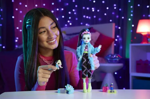 Mattel Lalka Monster High Pidżama Party Frankie Stein