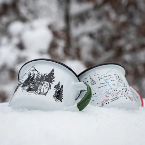 Kubek turystyczny Alpinus Emaliowany Niedźwiedź biały