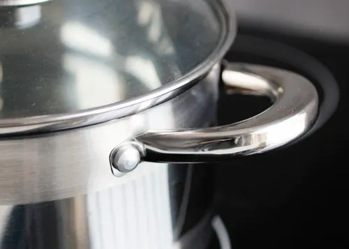 Garnek ze stali nierdzewnej z pokrywką TADAR LUZON 5 l