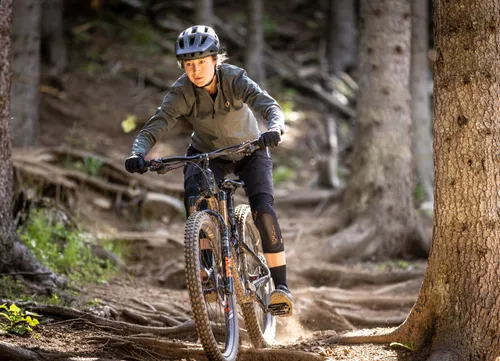 Kask rowerowy LAZER Coyote KinetiCore Czarny mat MTB (rozmiar M)