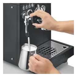 Ekspres kolbowy Graef Batessa ES1202