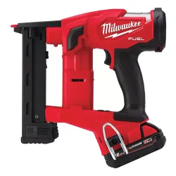 Zımbalayıcı Milwaukee M18 FNCS18GS-202x (+ M18 piller, kılıf)