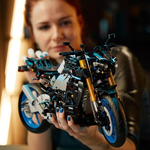 Конструктор Lego Technic Yamaha MT-10 SP (42159)