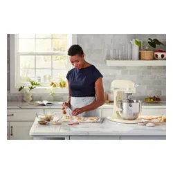 Планетарный робот KitchenAid Artisan 5KSM70SHXEAC 375 Вт