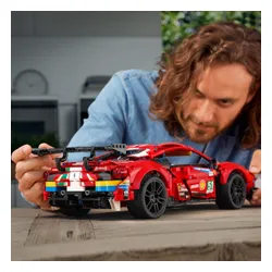 Конструктор Lego Technic Ferrari 488 GTE AF Corse #51 (42125)