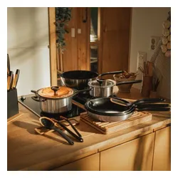 Garnek FISKARS Functional Form 1072318 28.5 cm