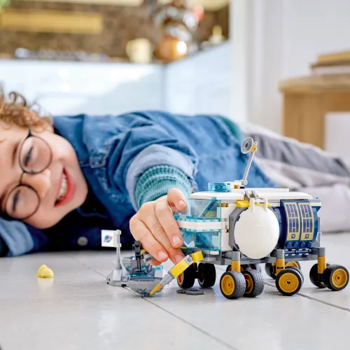 LEGO 60348 City Łazik księżycowy