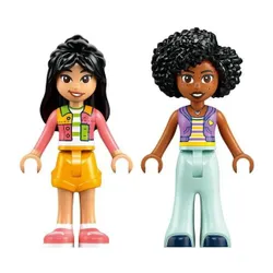 LEGO Friends 42643 Stoisko z watą cukrową i skuter