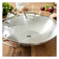 FISSLER Kunming 36 cm - patelnia / wok ze stali nierdzewnej z pokrywką