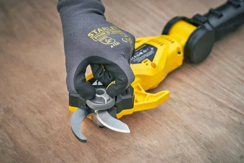 Sekator akumulatorowy STANLEY FatMax SFMCPP632B-XJ