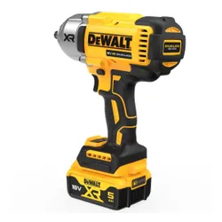 Klucz udarowy DeWalt DCF900P2T