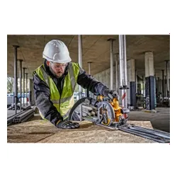 Pilarka tarczowa DeWalt DCS579X2