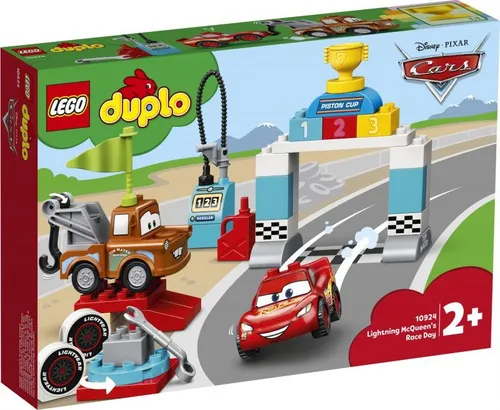 Конструктор Lego Duplo Молния Маккуин на гонках (10924)