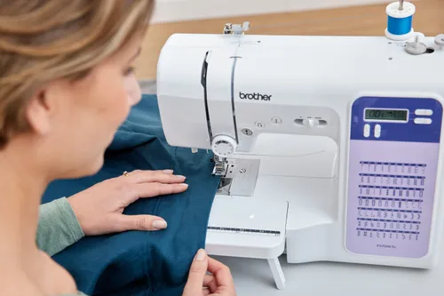 Maszyna do szycia Brother FS70WTX